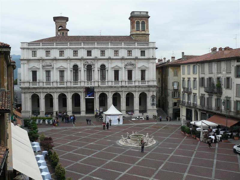 Bergamo. Plaza Vecchia