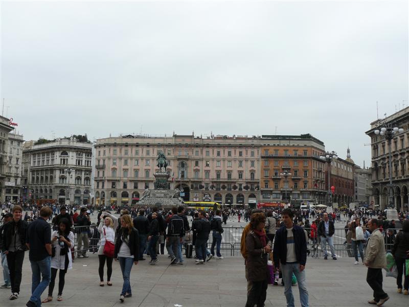 Milan. Plaza del Duomo