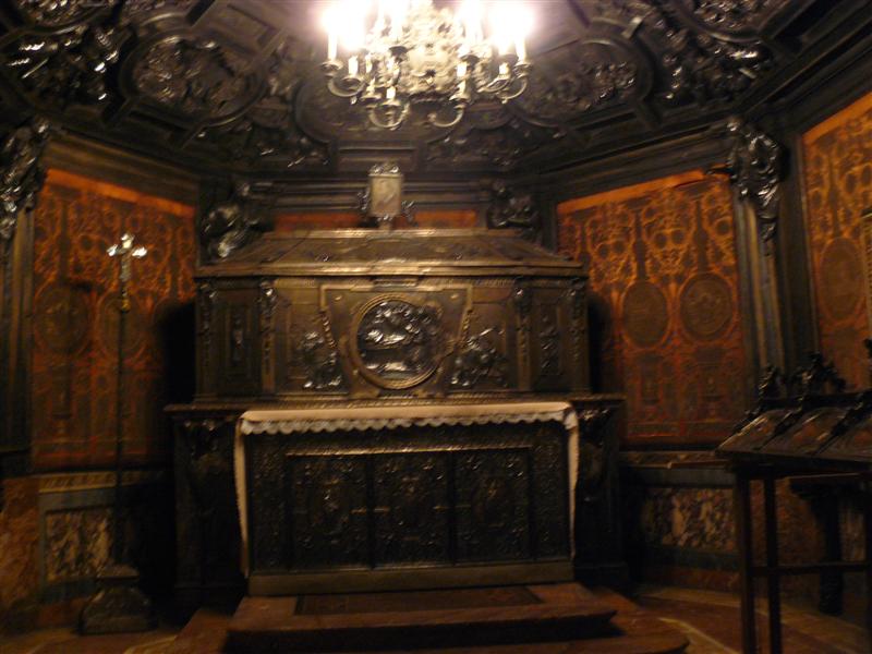 Milan. Duomo.Cripta. Tumba de San Carlos Borromeo